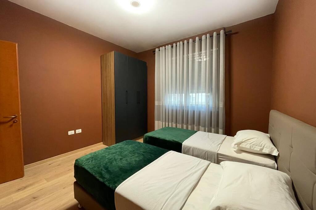 The Brownie Apartment Vlorë Exterior foto